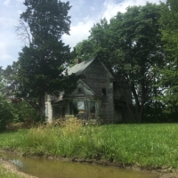 Was getting some respite from the tortuous RT. O outside this abandoned house when a police officer stopped me. I couldn't convince him entirely that I wasn't some homeless crackhead, pshh